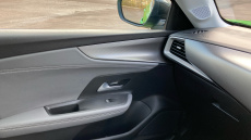 Vauxhall Mokka 100kW Elite Premium 50kWh 5dr Auto Electric Hatchback